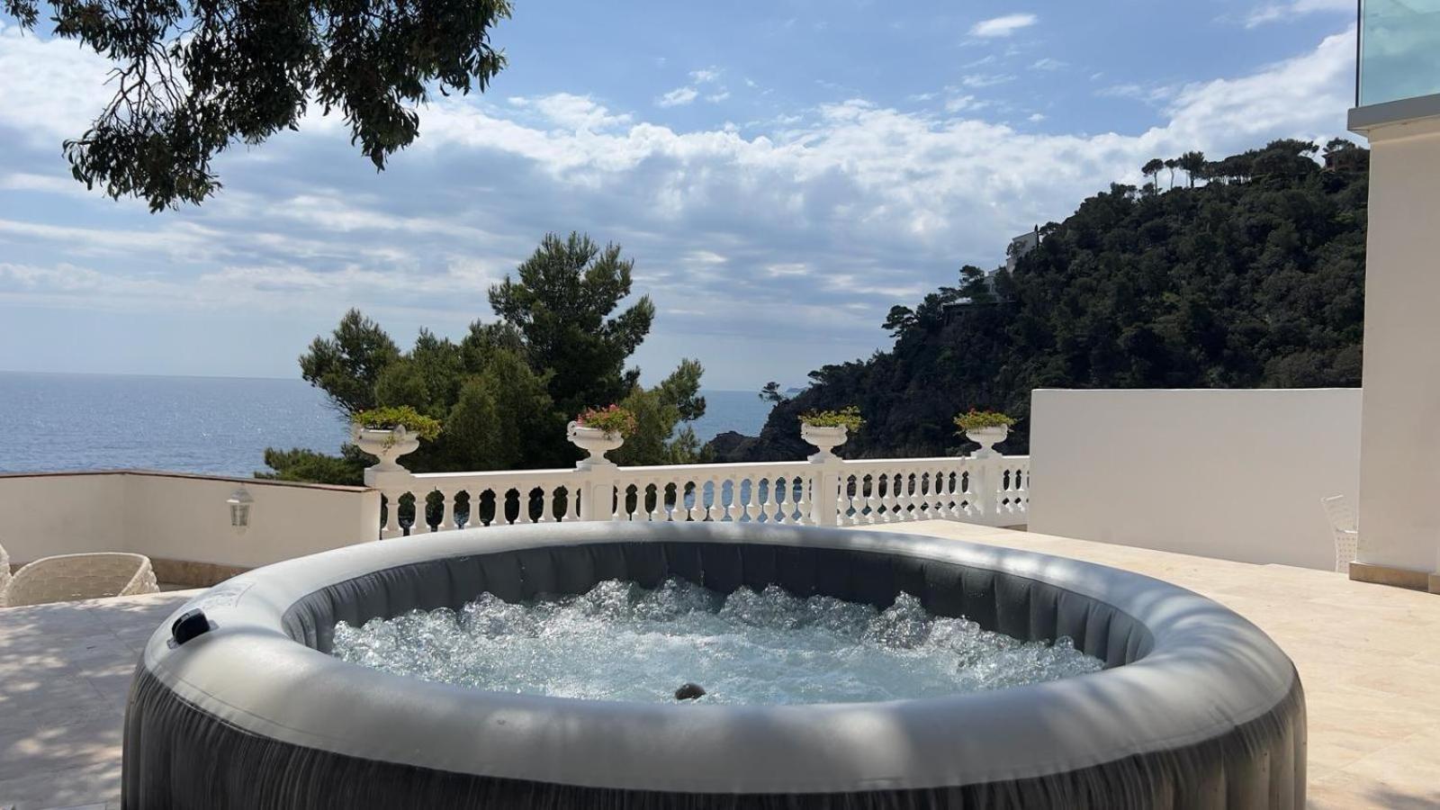 Hotel La Calanque Cavalaire-sur-Mer Dış mekan fotoğraf
