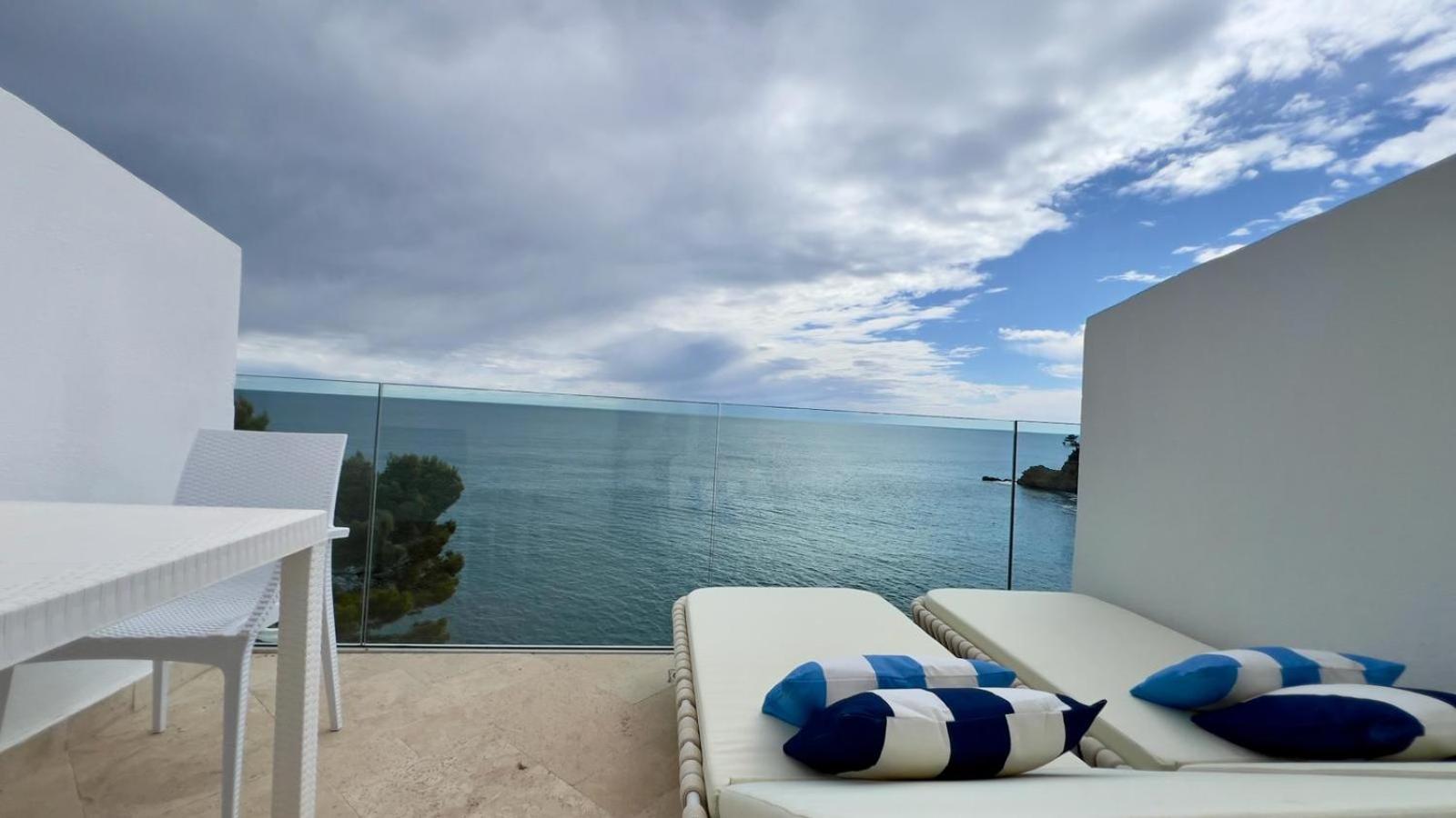 Hotel La Calanque Cavalaire-sur-Mer Dış mekan fotoğraf