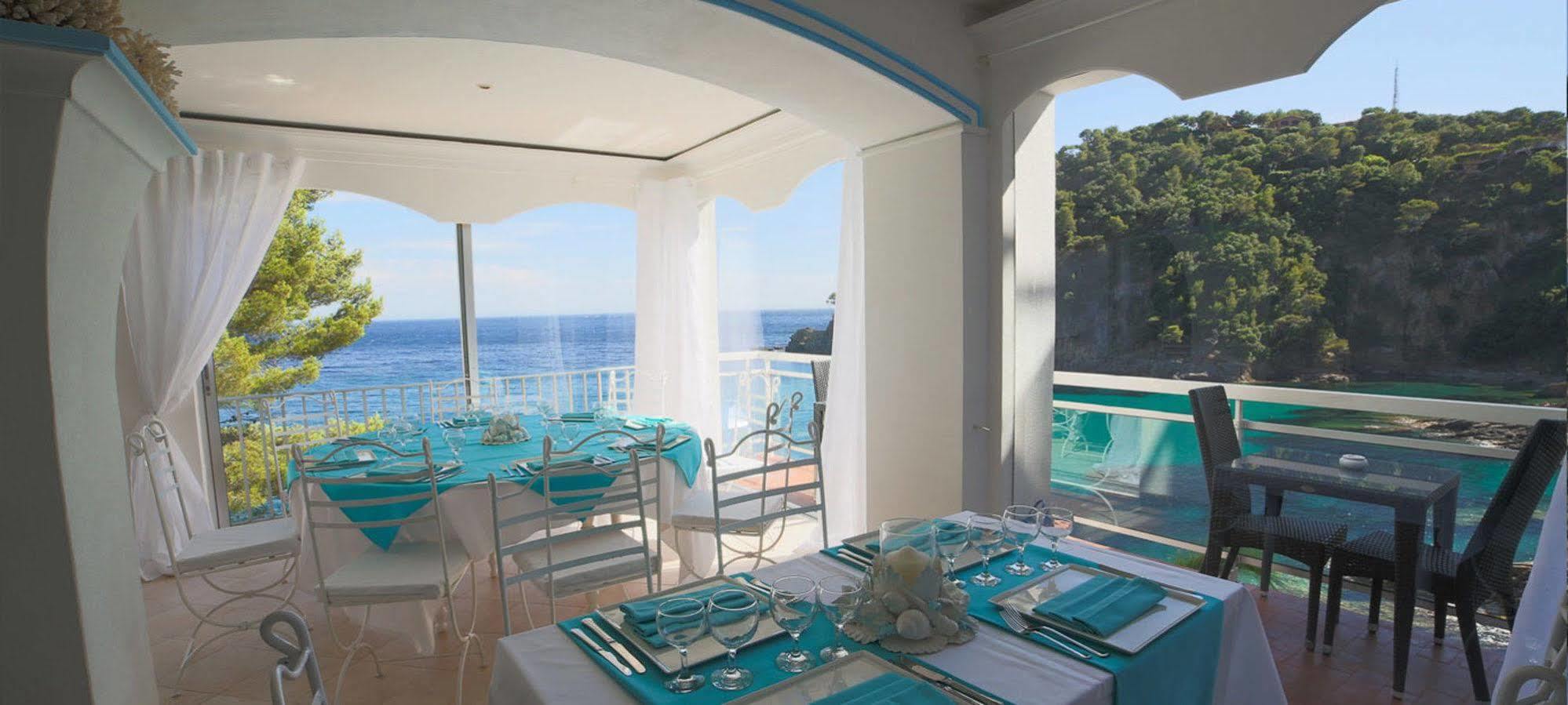 Hotel La Calanque Cavalaire-sur-Mer Dış mekan fotoğraf